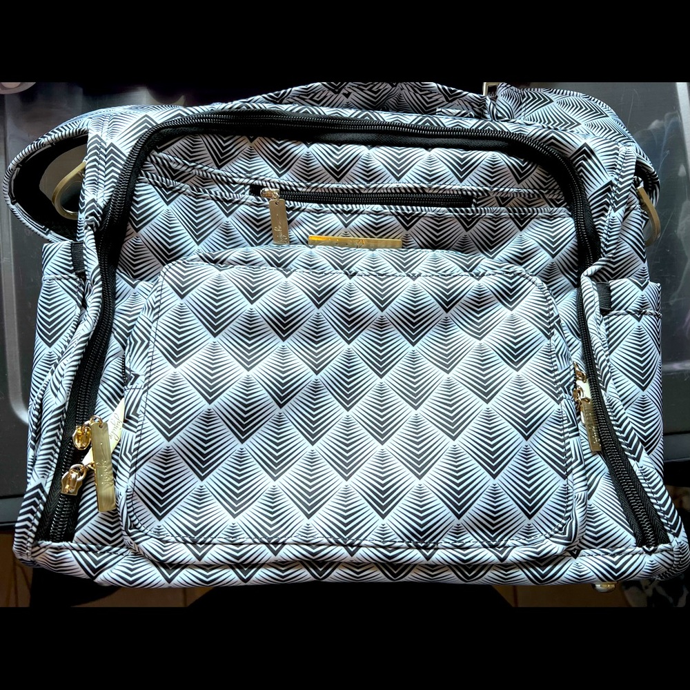 JuJuBe B.F.F Multi-Functional Convertible Diaper Backpack/Messenger Bag